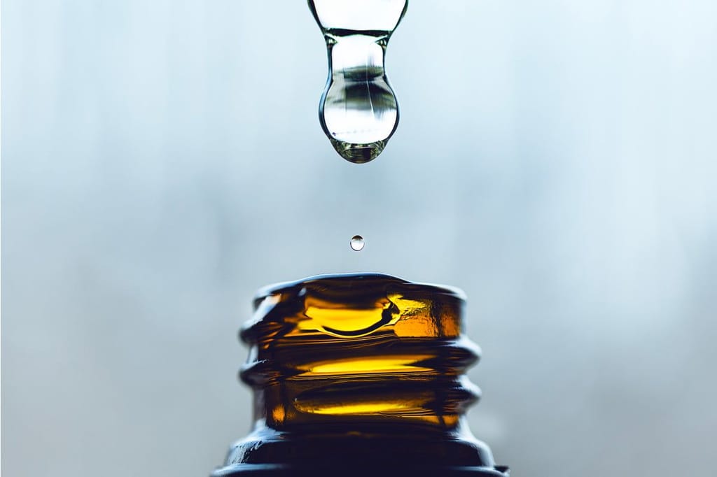 Is TikTok’s Naval Pulling With Castor Oil Trend Worth Trying?